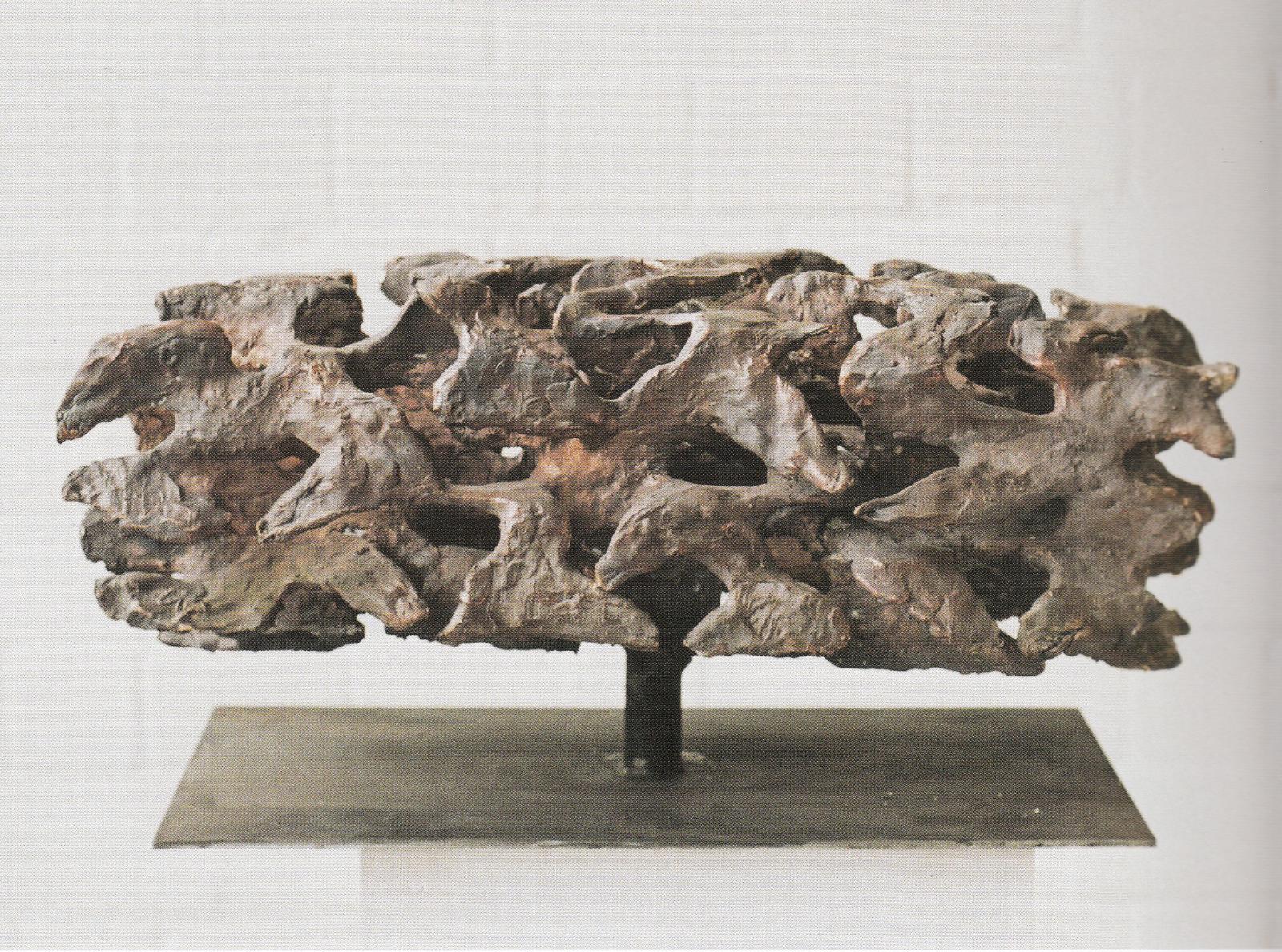 Emil Cimiotti, Für Heraklit - Strukturen, 2002, 30 cm x 64 cm, Bronze gussrau, Preis auf Anfrage, SüdWestGalerie