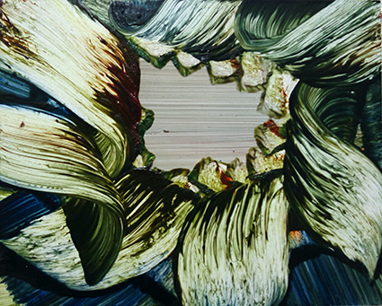 Isa Dahl , flowers , 2019 , Öl auf Holz , 24 cm x 30 cm x 4 cm, DSC00431, Preis 450 € , Galerie Cyprian Brenner