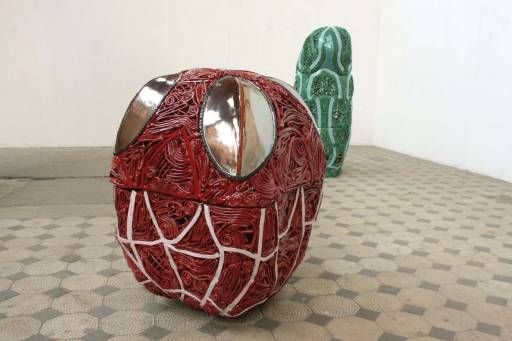 Stephan Hasslinger, Rubin Duplex, 2015, Keramik und Glasuren, 90 cm x 60 cm x 60 cm, Preis auf Anfrage, Galerie Cyprian Brenner