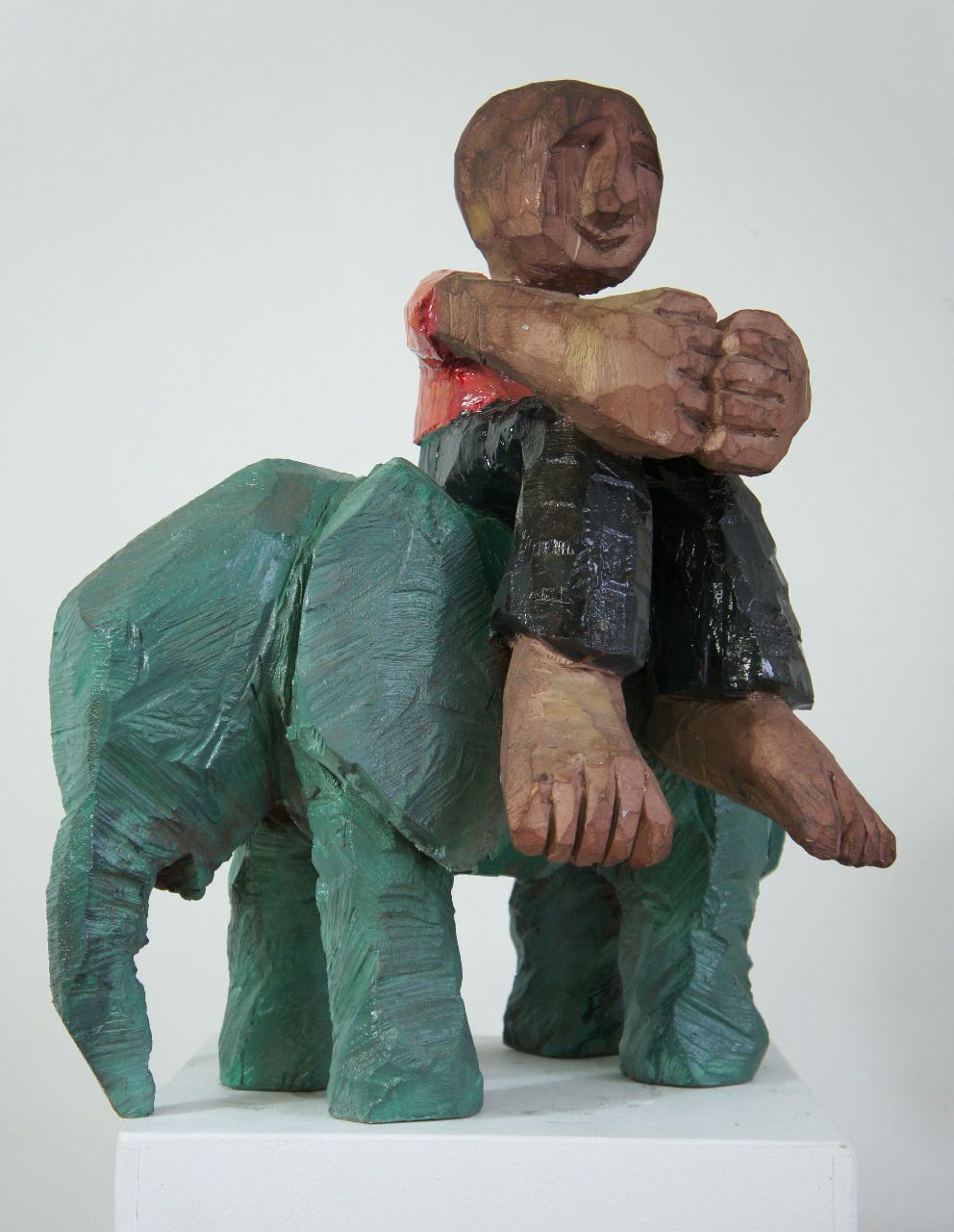 Daniel Wagenblast, Elefantenmann, 2009, Bronze bemalt, 50 cm x 30 cm x 45 cm, verkauft
