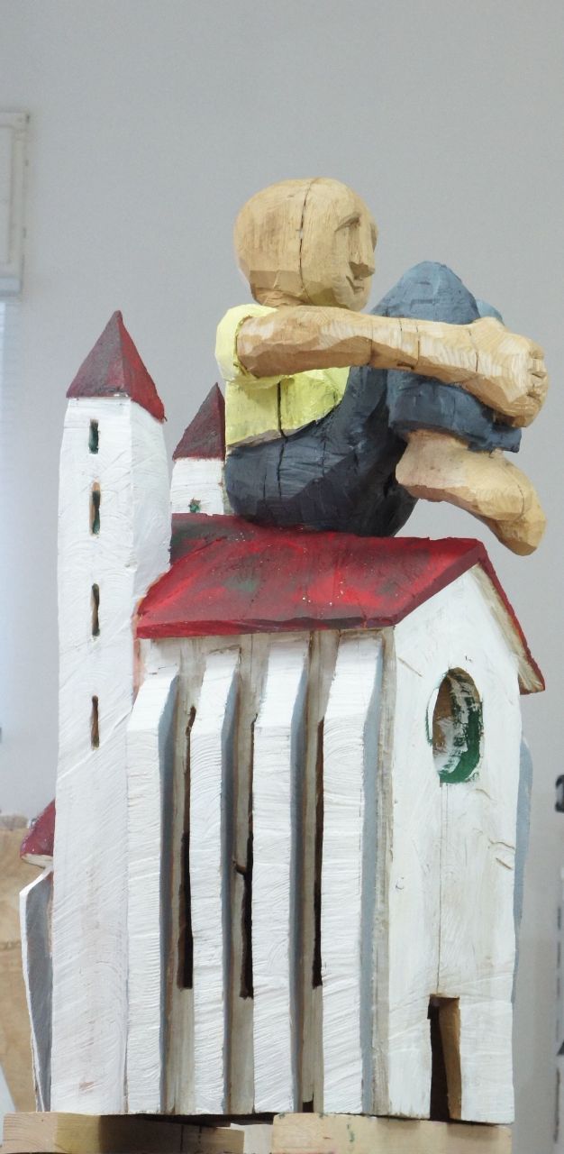 Daniel Wagenblast, Mann Kirche 3, 2006, Holz bemalt, 100 cm x 50 cm x 40 cm, Preis auf Anfrage