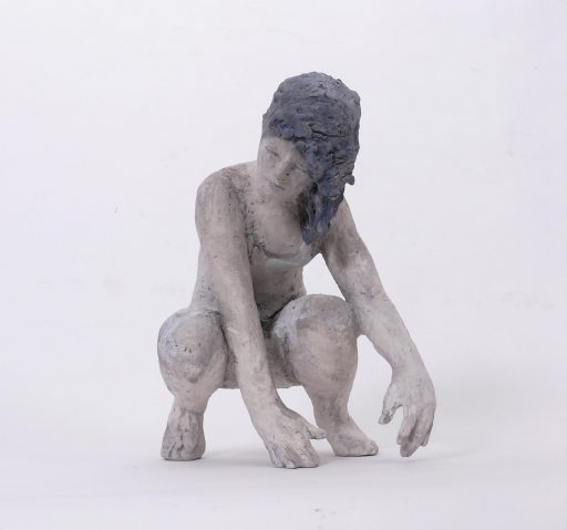 Silvia Siemes, Bleiben, Warten, 2018, Terrakotta, Höhe: 28 cm, Preis auf Anfrage, sis017kü