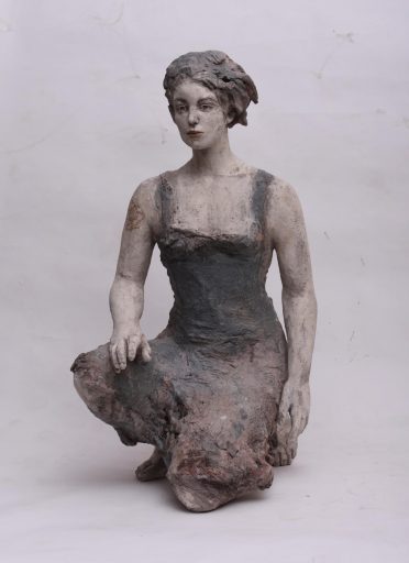 Silvia Siemes, Bleiben, Warten (Rose), 2020, Terrakotta, engobiert, Höhe: 88 cm, Galerie Cyprian Brenner, VERKAUFT!