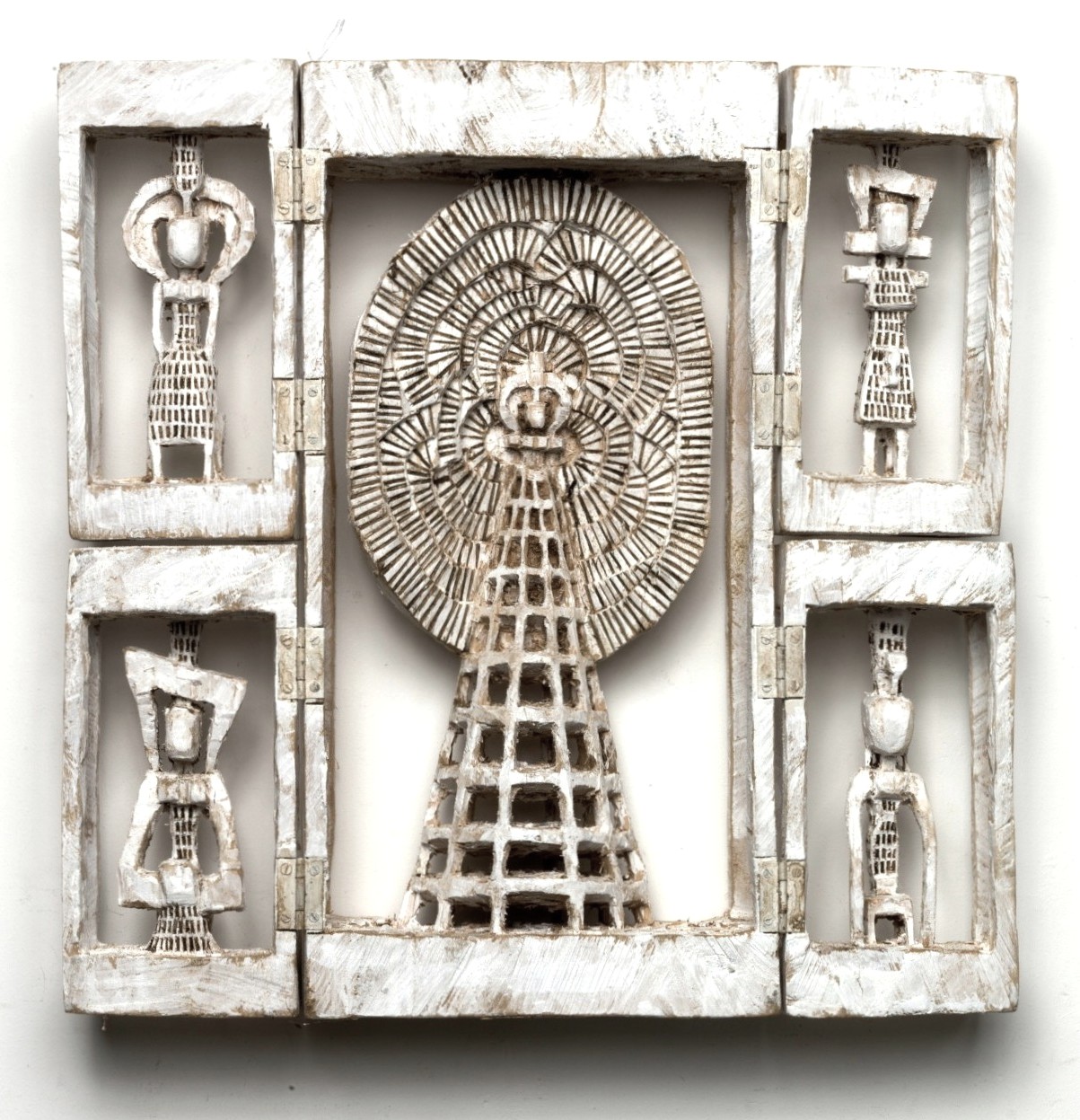 Klaus Hack, Gloriolen Altar, vierflügelig, 2007, 2015, Linde weiß gefasst, aufgeschlagen, 55 cm x 54 cm x 11 cm, Preis auf Anfrage, Galerie Cyprian Brenner