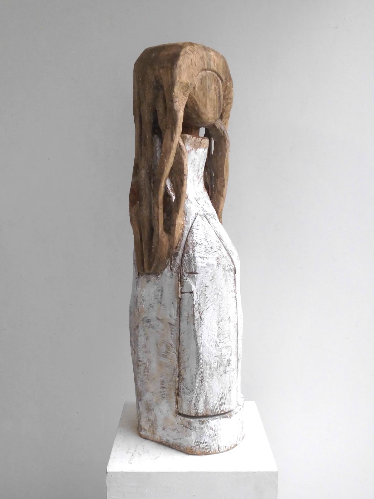 Klaus Hack, Madonnen - Altar geschlossener Zustand, 2023, 2024, Eiche, teilweise weiss gefasst, geöffnet 102 cm x 29,5 cm x 44 cm, geschlossen, Preis auf Anfrage, Galerie Cyprian Brenner