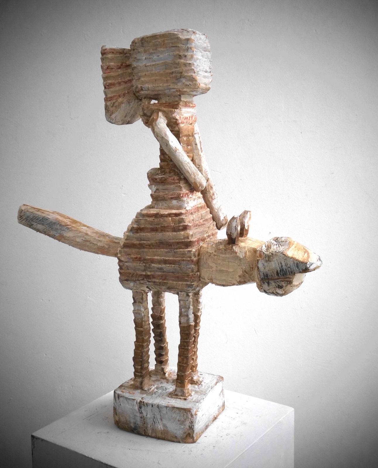 Klaus Hack, Reiterin, 2024, Birke weiss gefasst, 80 cm x 69 cm x 19 cm, Preis auf Anfrage, Galerie Cyprian Brenner