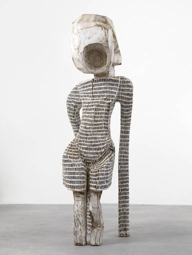 Klaus Hack, Schreikleid mit Stützarmen, 2010, Holz weiss gefasst, 207 cm x 69 cm x 59 cm, Preis auf Anfrage