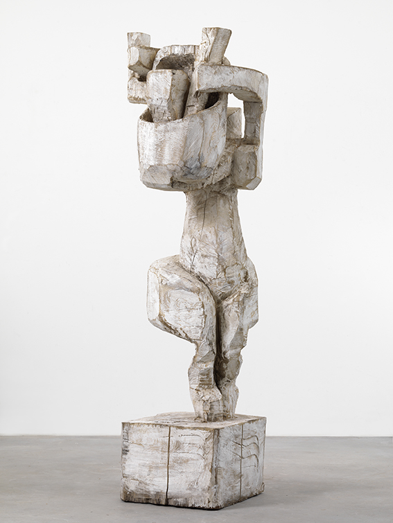 Klaus Hack, große Tänzerin, 2009, Holz weiß gefasst, 202 cm x 61 cm x 59 cm, Preis auf Anfrage