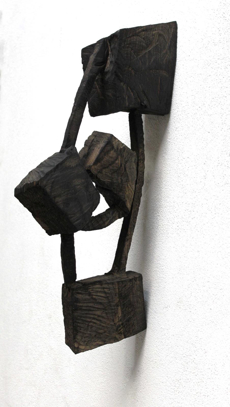 Armin Göhringer, o.T. (18), 2016, Holz geschwärzt, 60 cm x 27 cm x 12 cm, Preis auf Anfrage, Galerie Cyprian Brenner