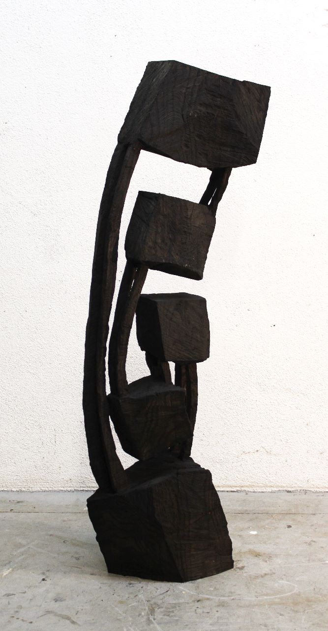 Armin Göhringer, o.T.  , Holz geschwärzt , 2014 , 105 cm x 25 cm x 18 cm, - verkauft!