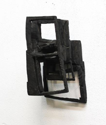 Armin Göhringer, o.T. , Holz geschwärzt , 2014 , 40 cm x 25 cm x 18 cm, agö039kü