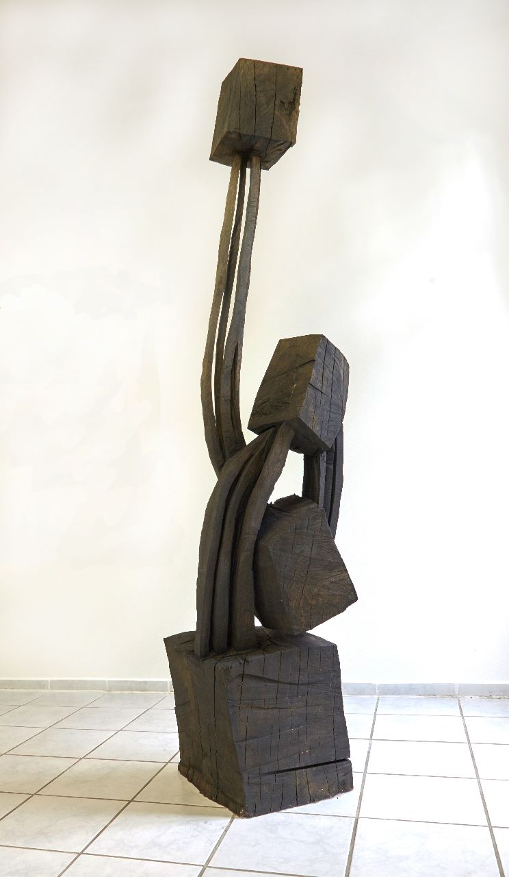 Armin Göhringer, o.T. , Holz geschwärzt , 2015 , 244 cm x 70 cm x 40 cm, agö038kü