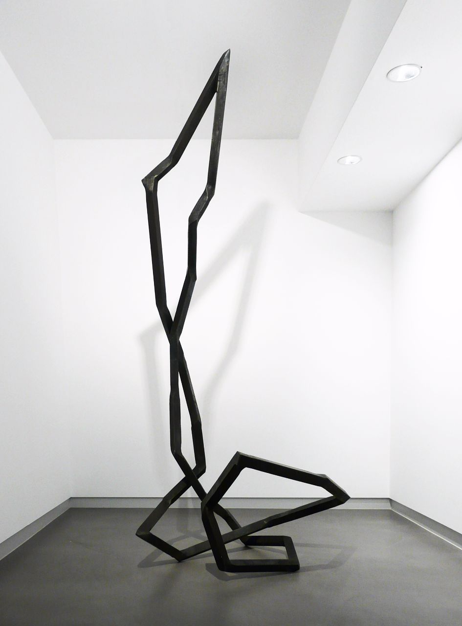 Robert Schad, FILIMU, 2014, Vierkantstahl massiv; 45 mm, 260 cm x 130 cm x   100 cm, Preis auf Anfrage, SüdWestGalerie