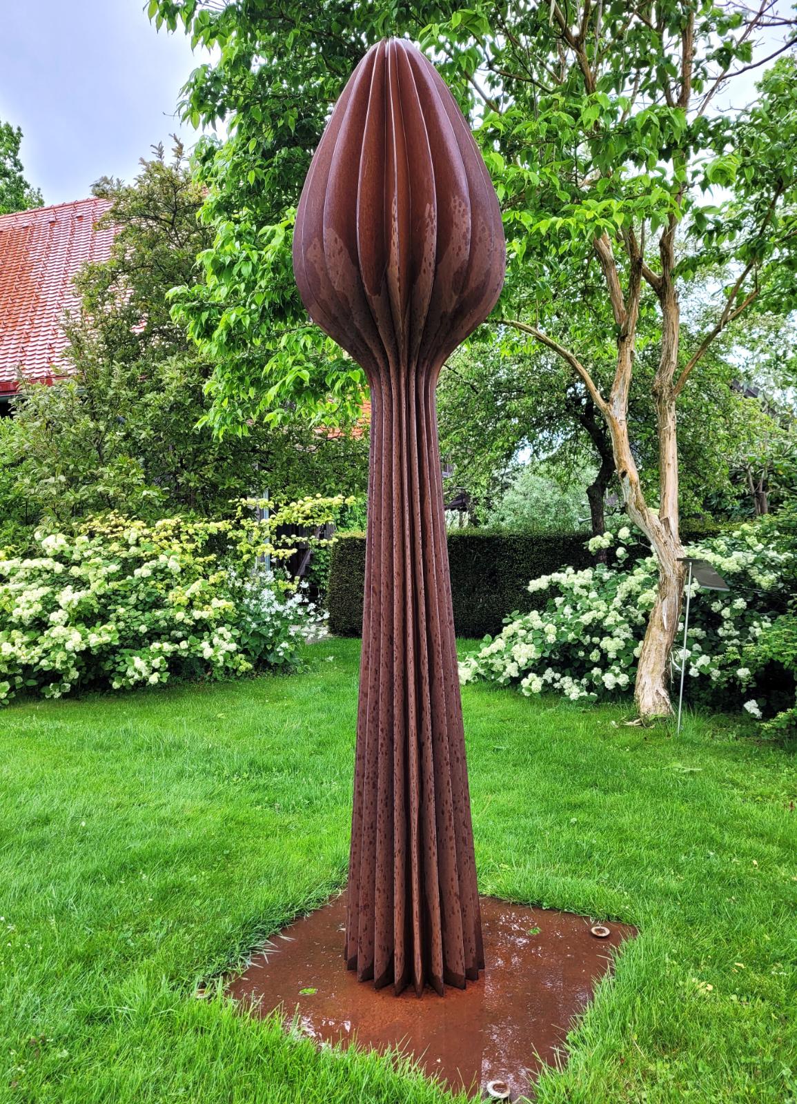 Herbert Mehler, Asperago, 2013, 240 cm x 58 cm, Corten Stahl, Preis auf Anfrage, Galerie Cyprian Brenner