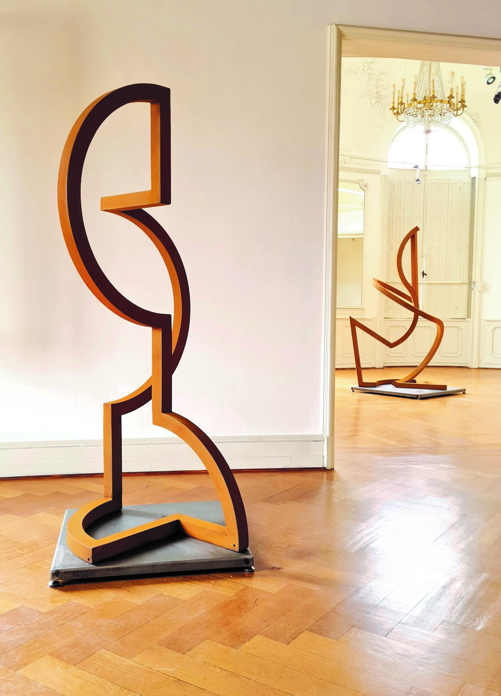 Sonja Edle von Hoeßle, GABURAT, 2022, Cortenstahl, 185 cm x 100 cm x 82 cm, Preis auf Anfrage, Galerie Cyprian Brenner