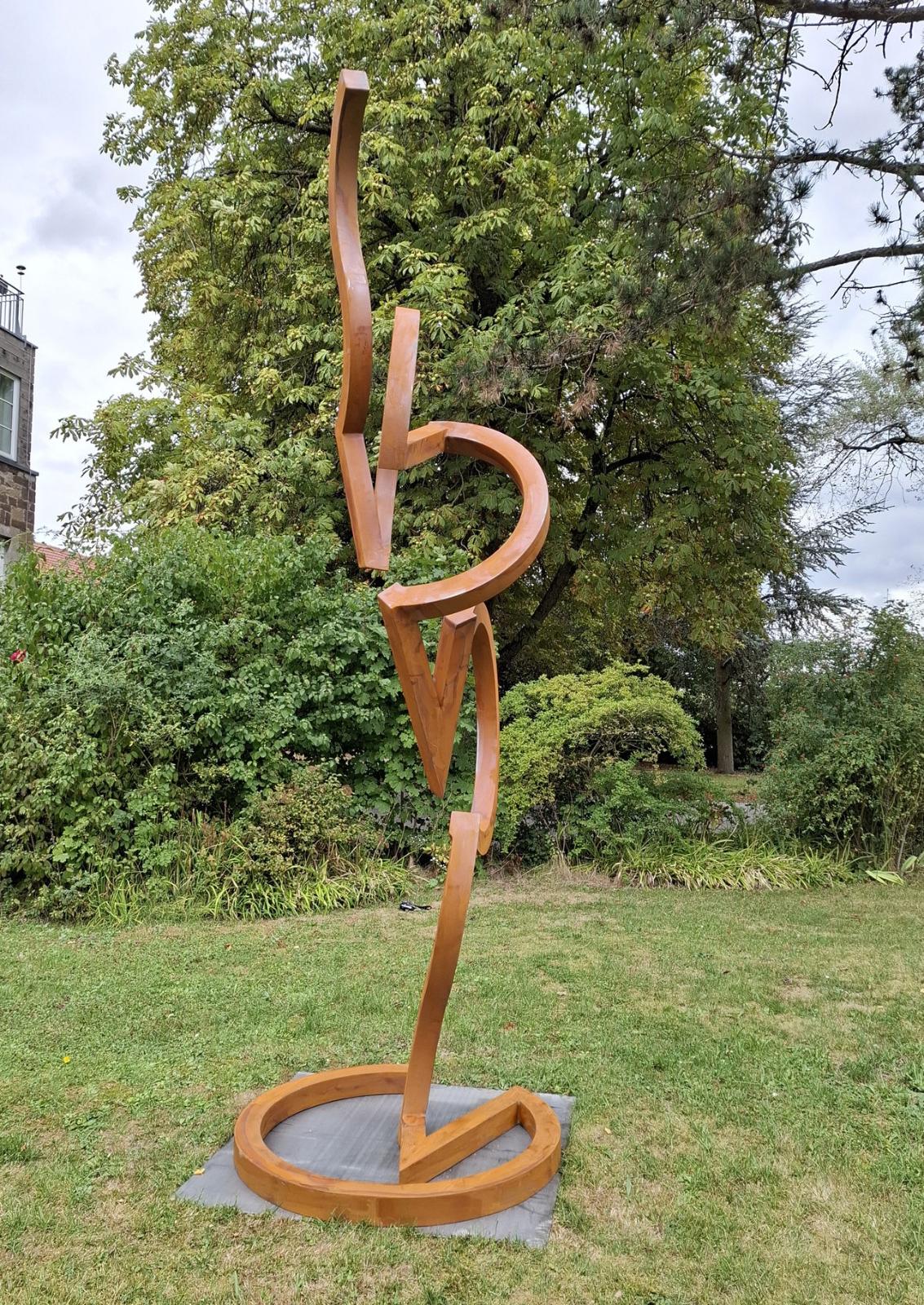Sonja Edle von Hoeßle, TWIST, 2025, Cortenstahl, Höhe 395 cm, Preis auf Anfrage, Ansicht 2, Galerie Cyprian Brenner