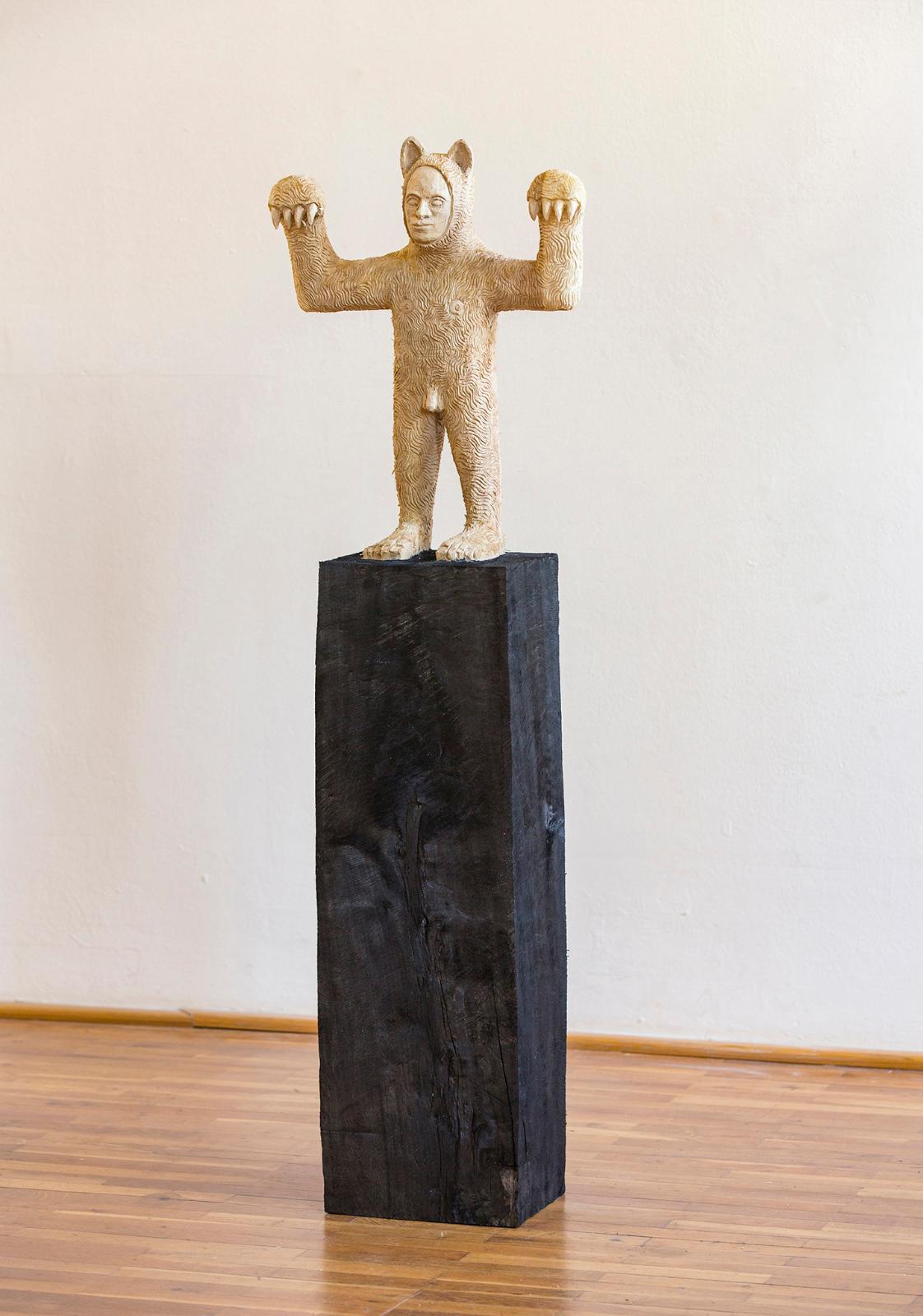 Jan Thomas, Fellmann, 2015, Pappelholz, Beize, Höhe: 145 cm#, Preis auf Anfrage, thj007kü