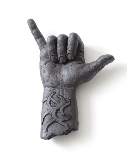 Jan Thomas, Shaka, 2024, Keramik, 28 cm x 19 cm x 8 cm, Preis auf Anfrage, Galerie Cyprian Brenner