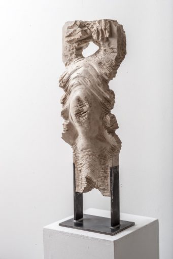 Christoph Traub, Haut 2, Ansicht 2, 2014, Jura/Stahl, 97 x 15 x 30 cm, Preis auf Anfrage, trc012kü