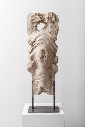 Christoph Traub, Haut 2, Ansicht 1, 2014, Jura/Stahl, 97 cm x 15 cm x 30 cm, Preis auf Anfrage, trc012kü, SüdWestGalerie