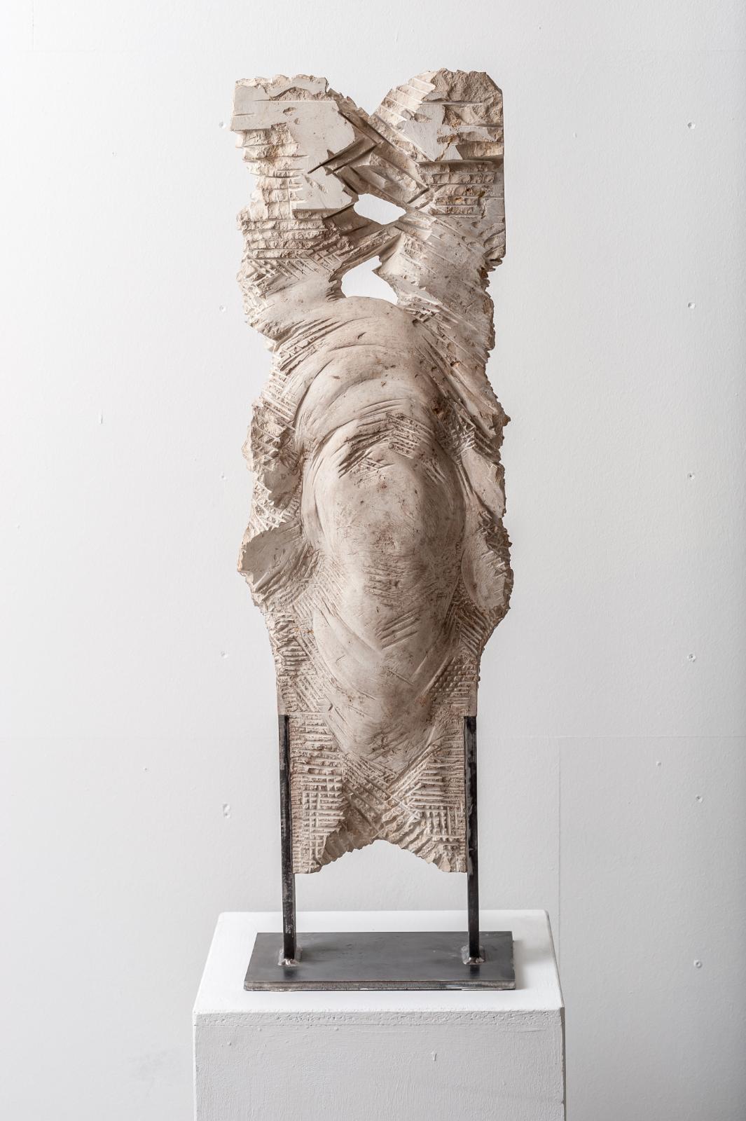 Christoph Traub, Haut 3, 2014, Jura/Stahl, 101 cm x 13 cm x 30 cm, Preis auf Anfrage, SüdWestGalerie
