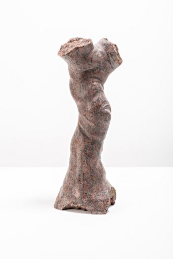 Christoph Traub, Körper, bewegt, 2018,  Granit (Vanga), 45 x 15 x 16 cm, Preis auf Anfrage, trc014ko
