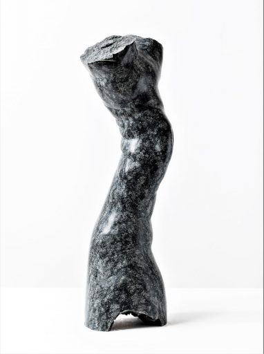 Christoph Traub, Körper, bewegt, Ansicht 3, 2019, Diabas, 82 x 20 x 25 cm, Preis auf Anfrage, trc003kü