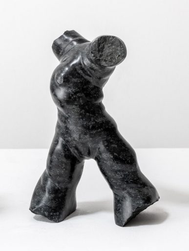 Christoph Traub, Antikörper 1, 2019, Ansicht 1, Diabas, 32 x 12 x 22 cm, Preis auf Anfrage, trc002kü
