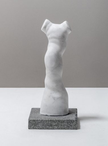Christoph Traub, Torso, 2020, Marmor, 9 x 8 x 30 cm, Preis auf Anfrage