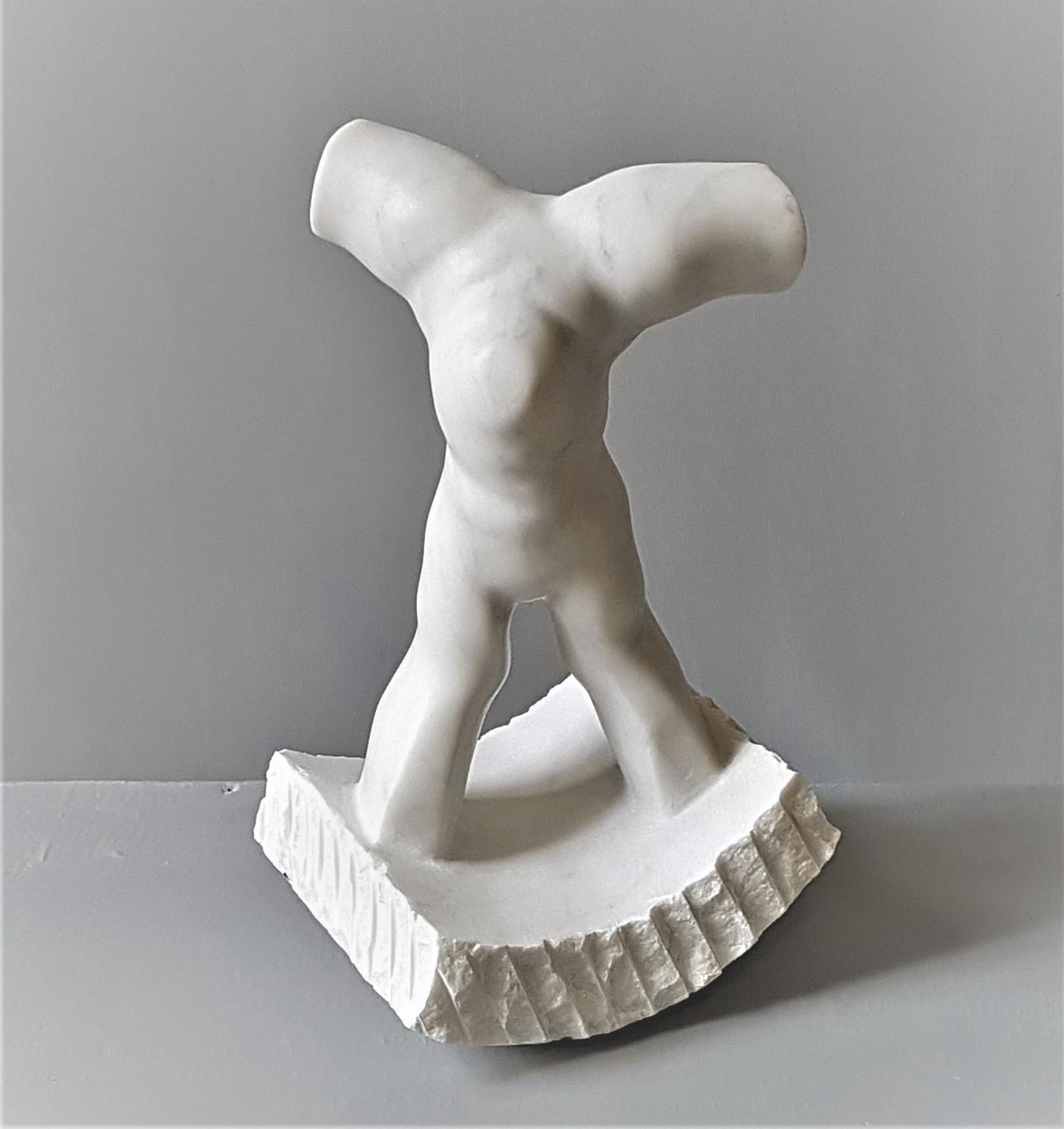 Christoph Traub, Balance, Ansicht I, 2020, Marmor, 33 x 15 x 19 cm, trc023kü