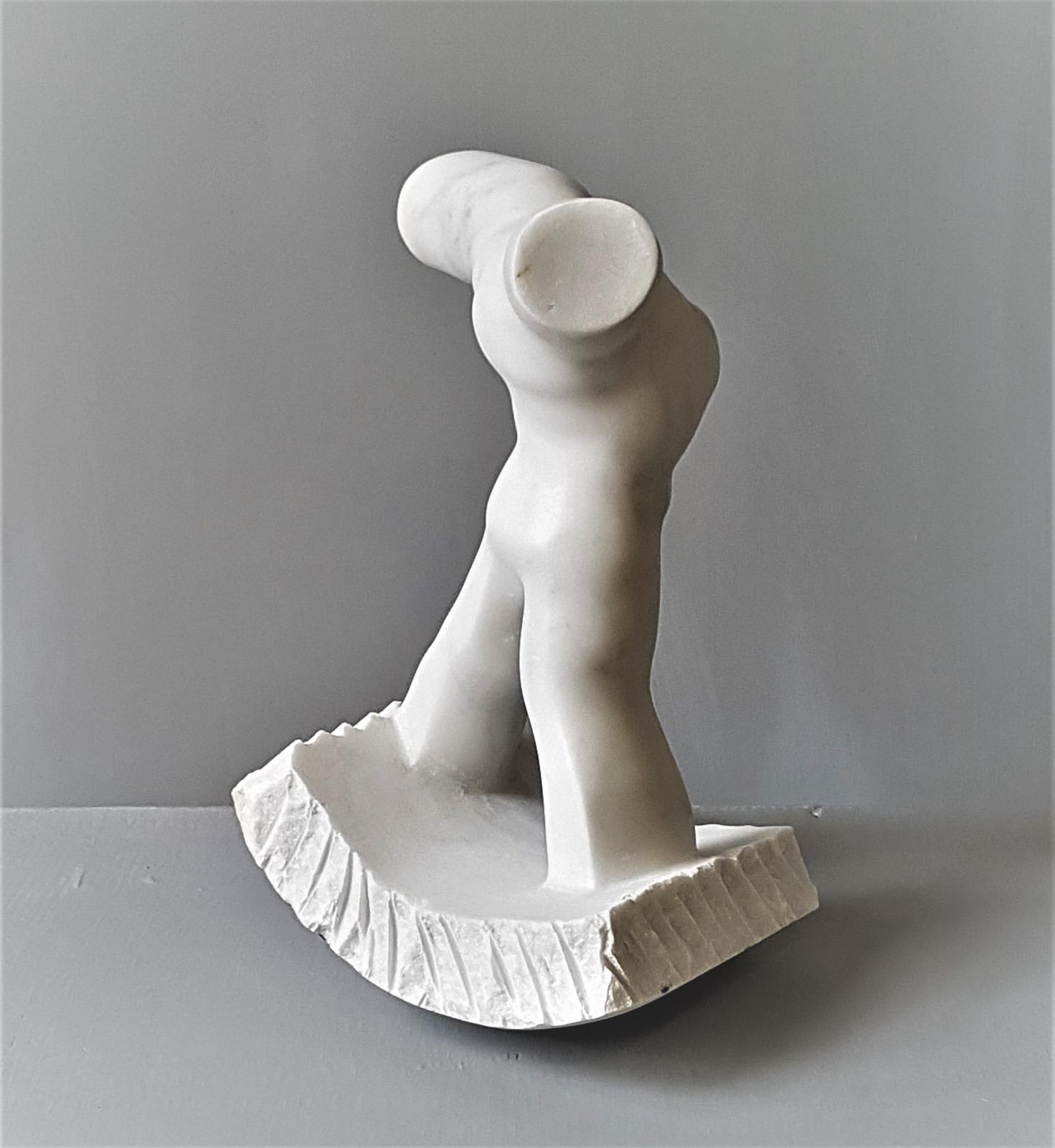 Christoph Traub, Balance, Ansicht II, 2020, Marmor, 33 x 15 x 19 cm, trc023kü
