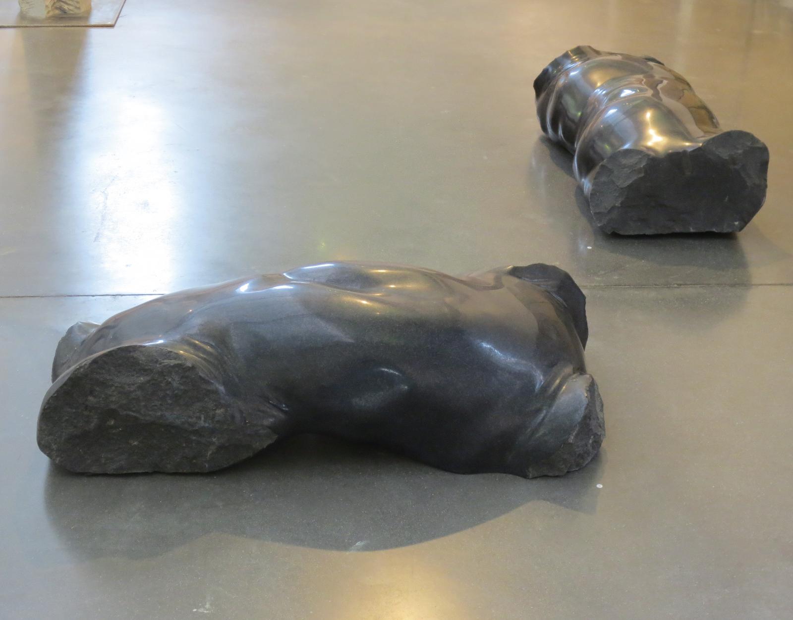 Christoph Traub, Fragment 6 und 7, Granit, 100 cm x 50 cm x 45 cm und 110 cm x 50 cm x 45 cm, Preis auf Anfrage, SüdWestGalerie