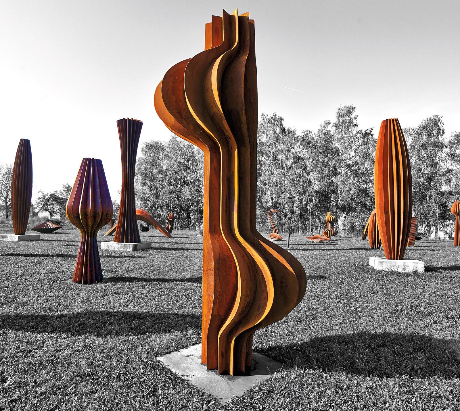 Herbert Mehler, appianamento, 2013, Corten-Stahl, 250 cm x 107 cm x 106 cm, Preis auf Anfrage, Galerie Cyprian Brenner