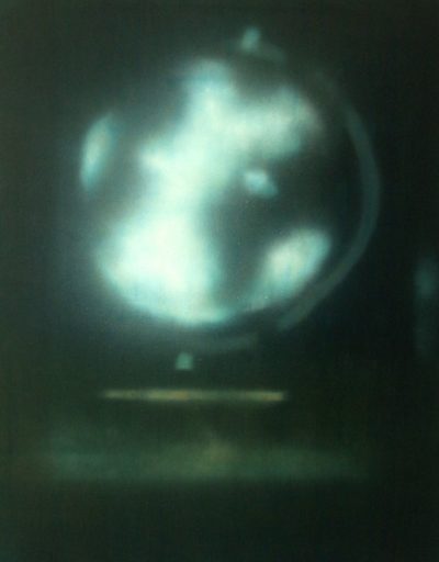 Franziskus Wendels, Globus 5, 2022, Öl auf Leinwand, 100 cm x 80 cm, Preis auf Anfrage, Galerie Cyprian Brenner
