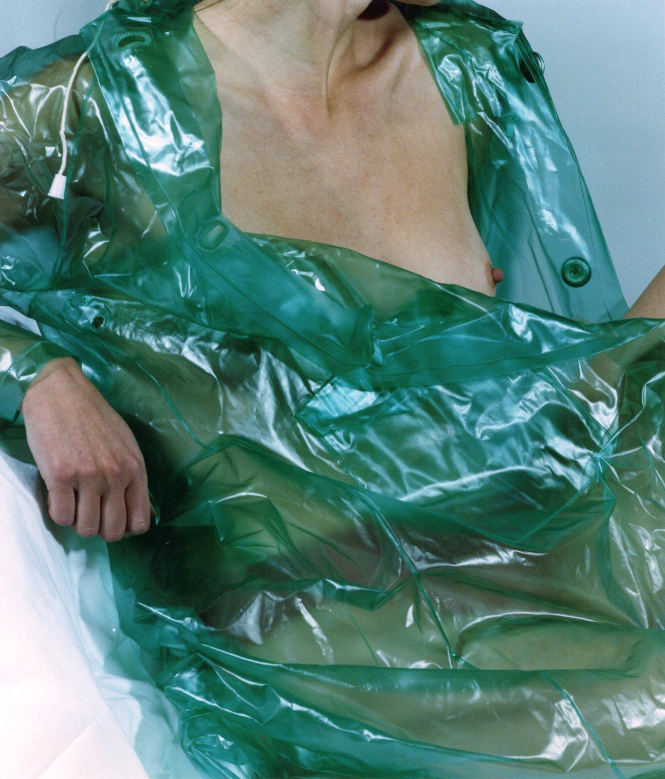 Laura Lacrampe, excitant? 3, 2024, analoge Farbfotografie (Handabzug), Auflage 5, (signiert), 27 cm x 31,5 cm, Preis auf Anfrage, SüdWestGalerie